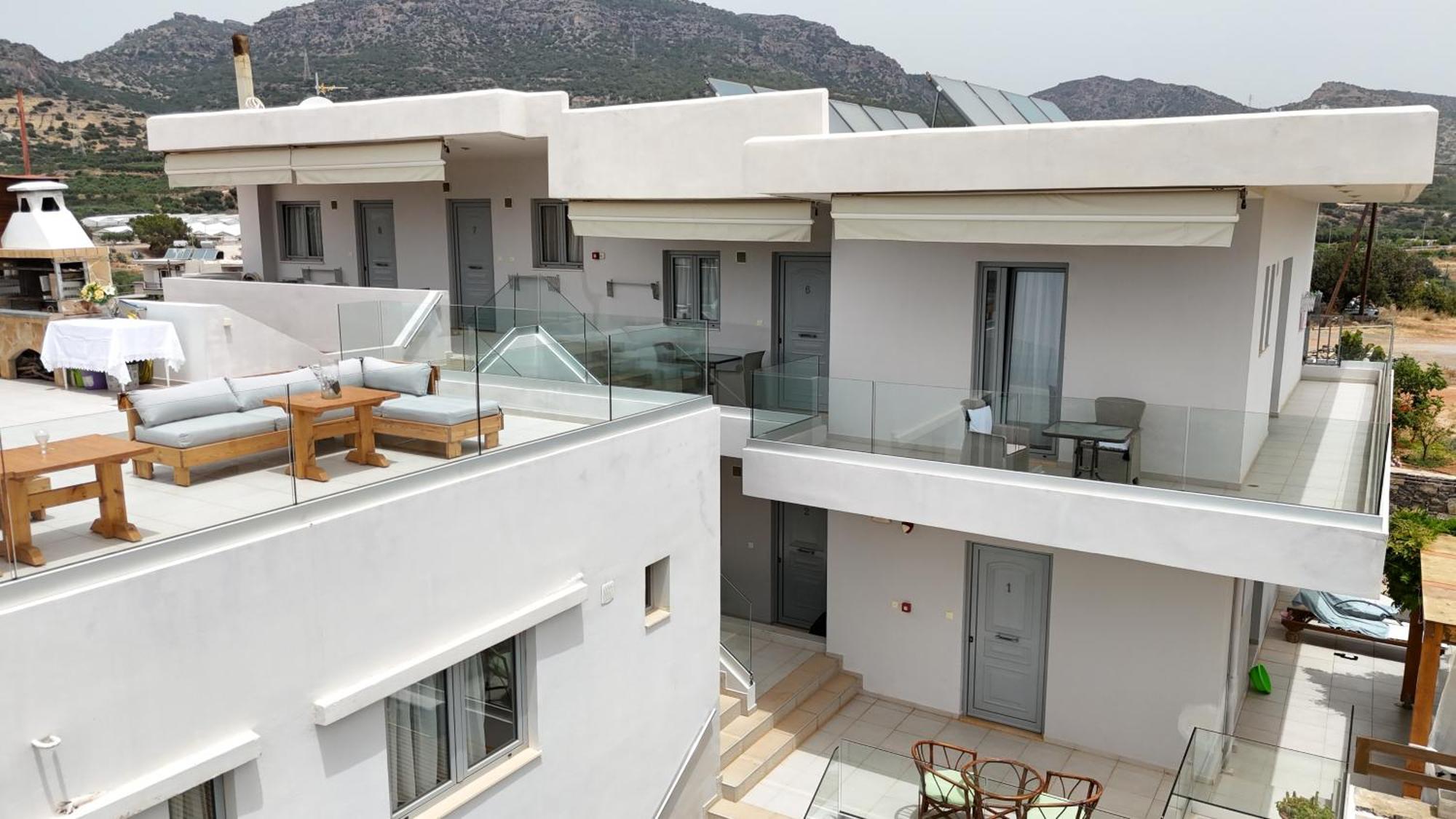 Asteri Apartments Und Studios Makrýgialos Extérieur photo