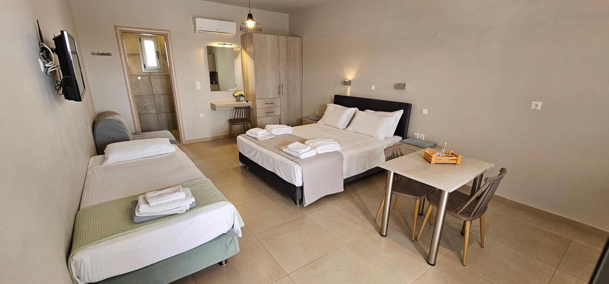 Asteri Apartments Und Studios Makrýgialos Extérieur photo