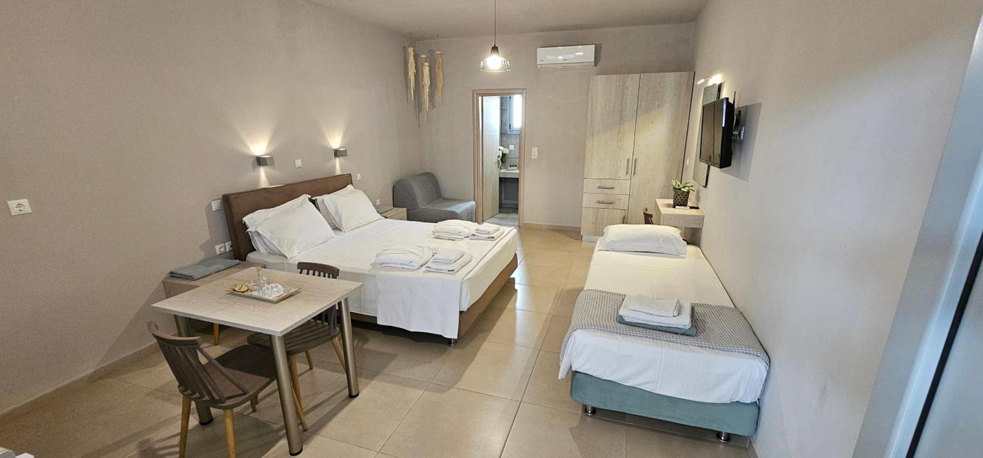 Asteri Apartments Und Studios Makrýgialos Extérieur photo
